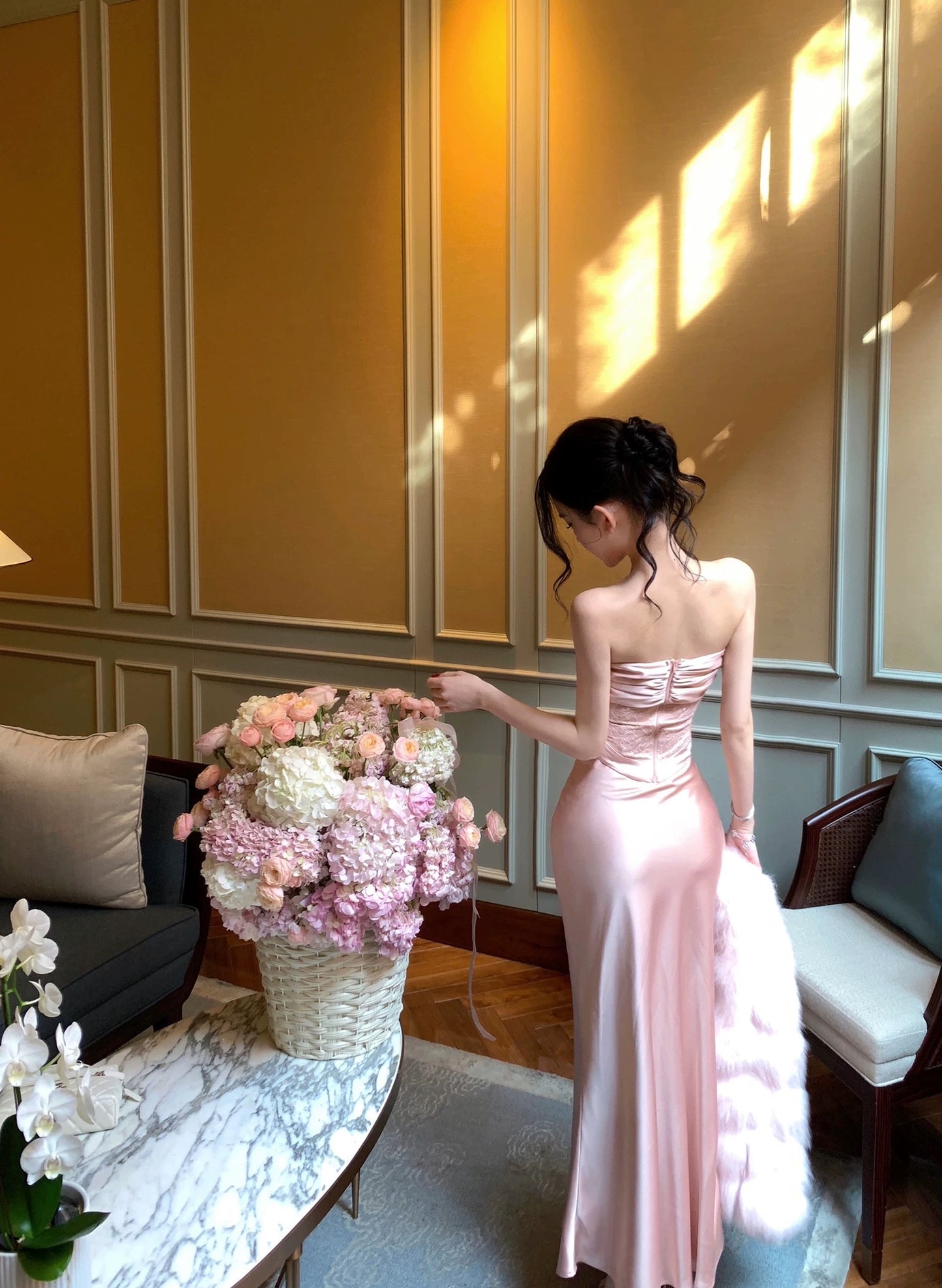 贵货-莉莉丝 蕾丝鱼骨蝴蝶结抹胸高腰锻面鱼尾半裙套装 Premium Design Lace Corset-Style Strapless Satin Mermaid Skirt Set with Bow Detail