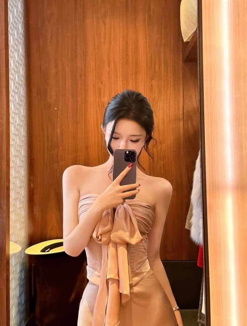 贵货-莉莉丝 蕾丝鱼骨蝴蝶结抹胸高腰锻面鱼尾半裙套装 Premium Design Lace Corset-Style Strapless Satin Mermaid Skirt Set with Bow Detail