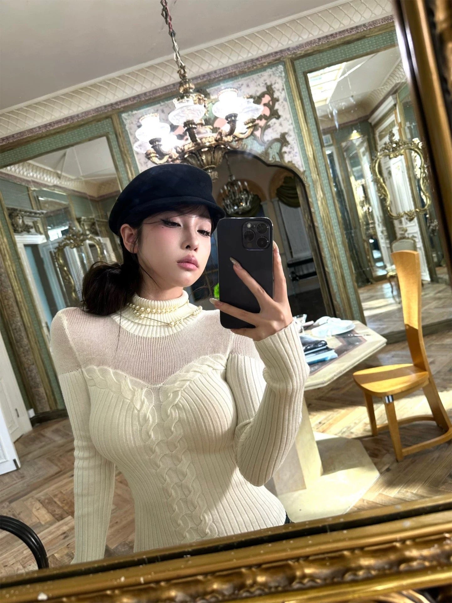 娇女反击 镂空麻花内搭打底针织衫 Rebellious Girl Hollow-Knit Cable Layering Sweater