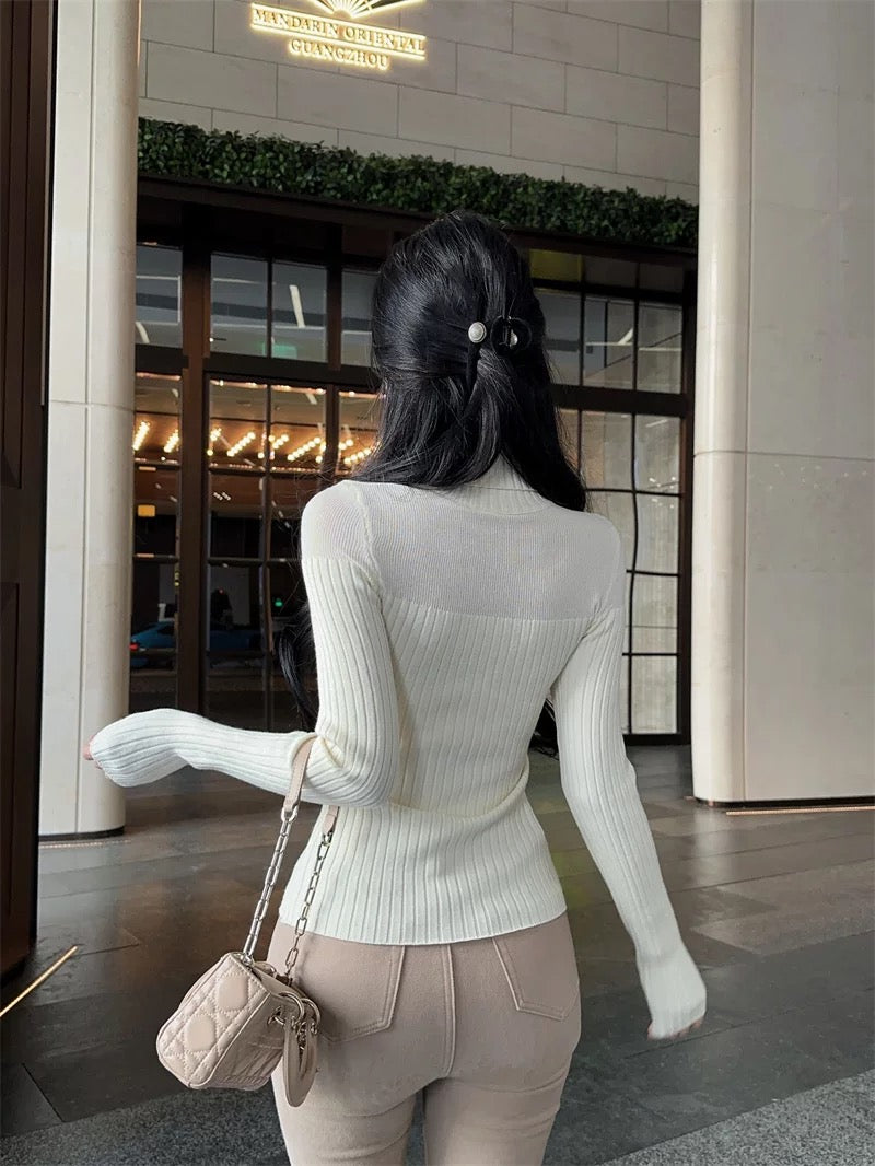 娇女反击 镂空麻花内搭打底针织衫 Rebellious Girl Hollow-Knit Cable Layering Sweater