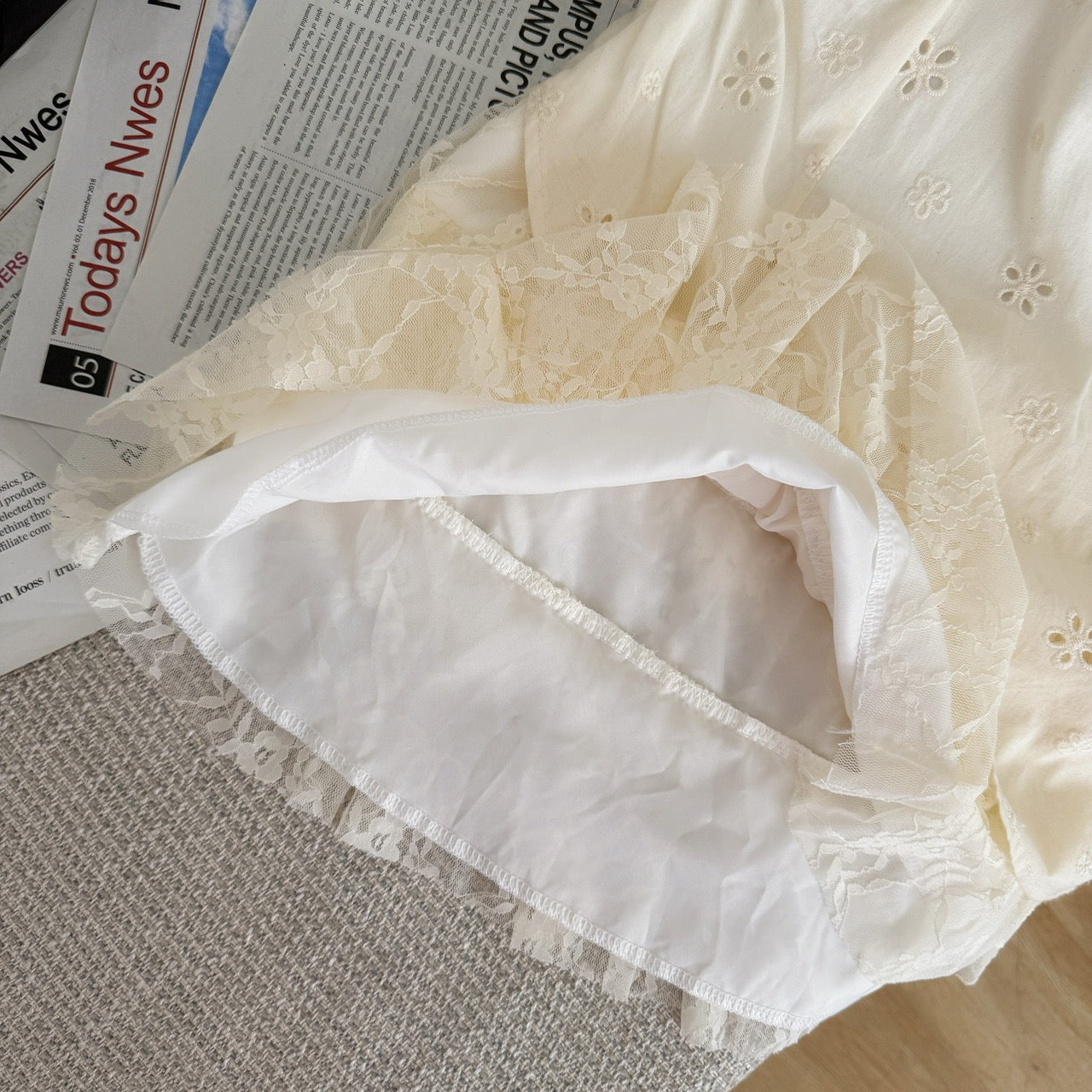 蕾丝泡沫 假两件蕾丝纯欲连衣裙 Lace Bubble Faux Two-Piece Pure Desire Lace Dress