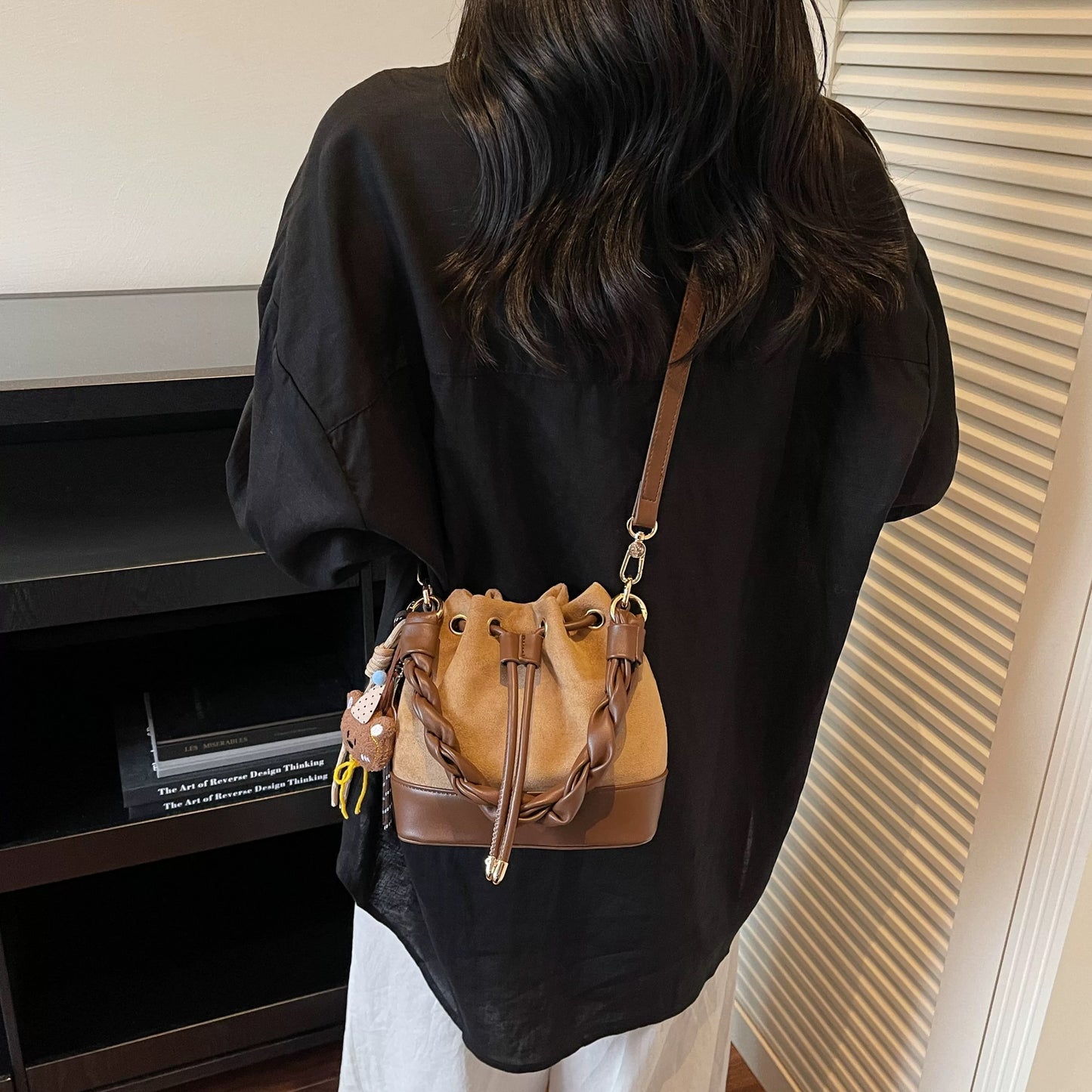 Autumn Edit Chic Versatile Braided Handle Bucket Bag Crossbody