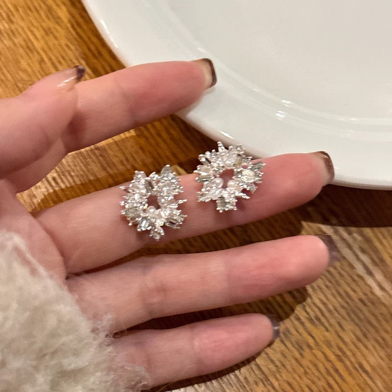 太阳花珍珠设计感耳环 Sunflower Pearl Design Earrings
