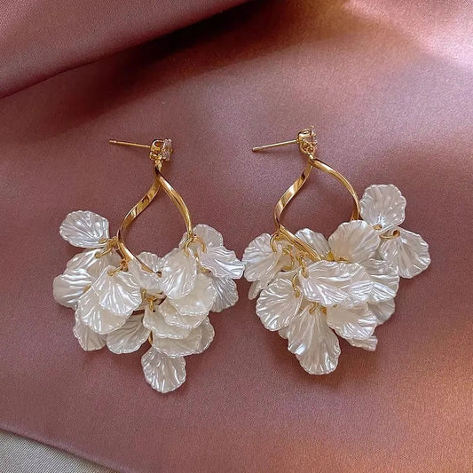 耳畔风铃 法式高级贝壳耳环 Wind Chime-Inspired French Shell Earrings