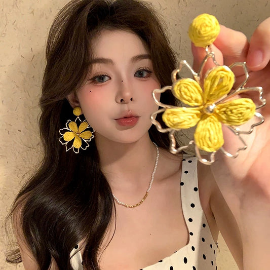 风吹岛屿 度假风编织太阳花朵耳环 Wind-Blown Island Vacation Style Woven Sunflower Earrings