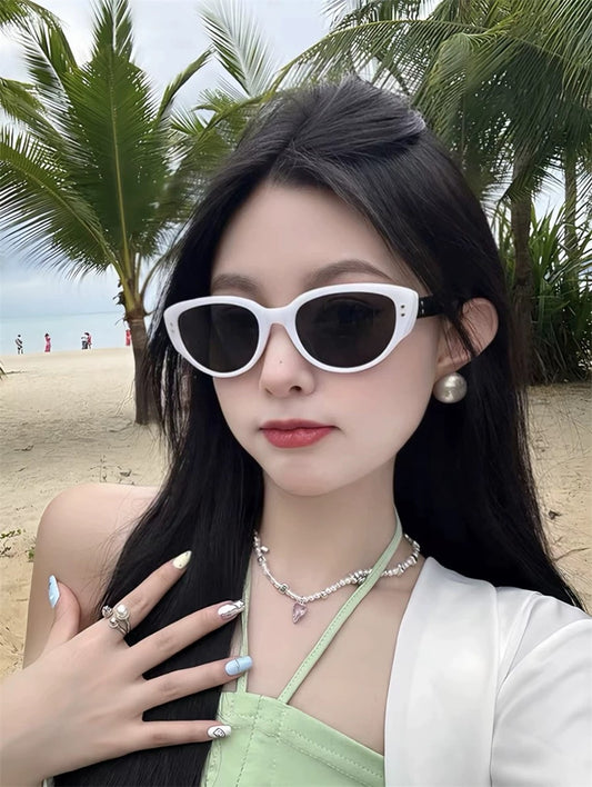 白色猫眼 防紫外线太阳眼镜墨镜 White Cat-Eye UV Protection Sunglasses