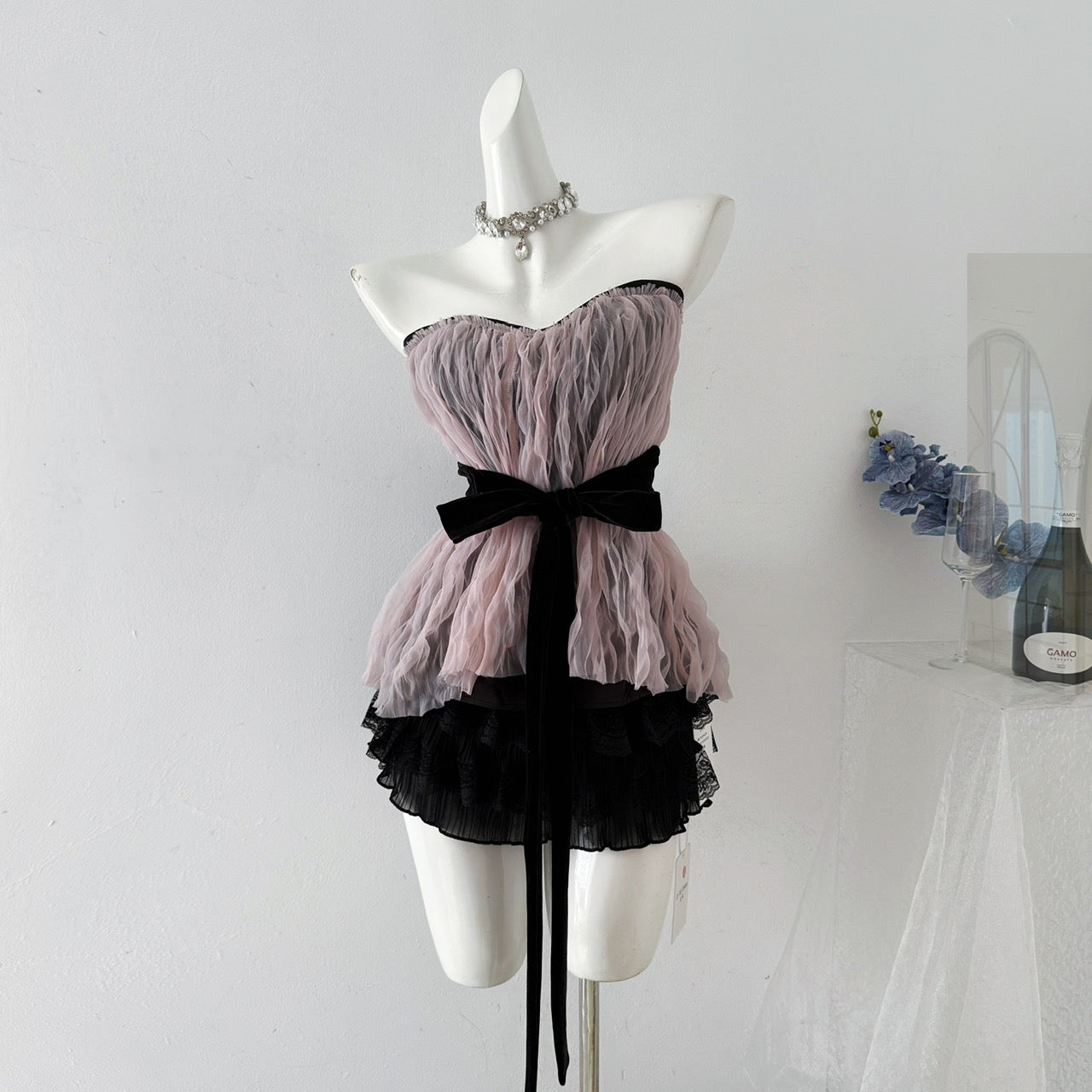 蔷薇 粉色肌理褶皱腰封修身带胸垫套装 Rose Pink Textured Pleated Waist-Cinching Slim Fit Set with Padded Bra