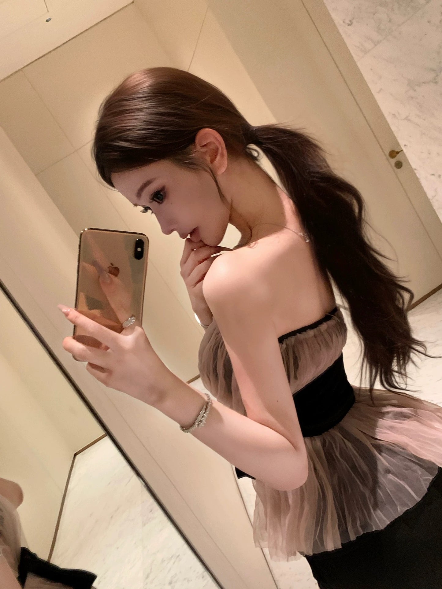 蔷薇 粉色肌理褶皱腰封修身带胸垫套装 Rose Pink Textured Pleated Waist-Cinching Slim Fit Set with Padded Bra