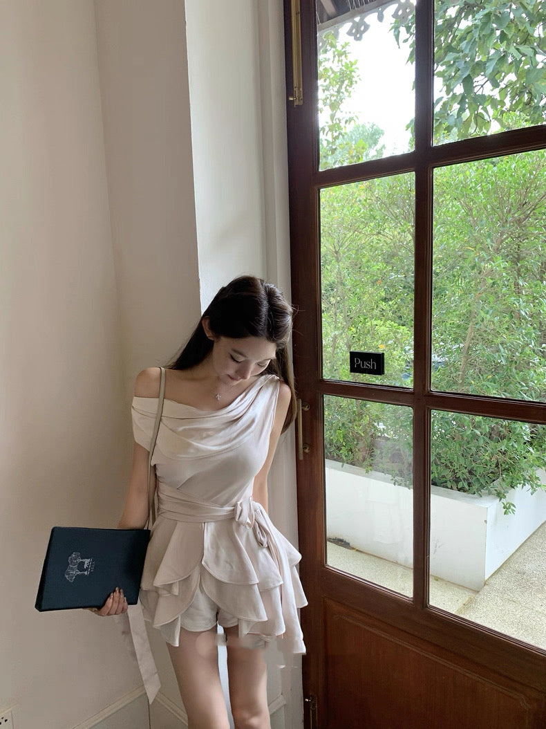 典藏情话 缎面荡领荷叶边连衣裙  Timeless Romance Satin Draped Neck Ruffle Dress