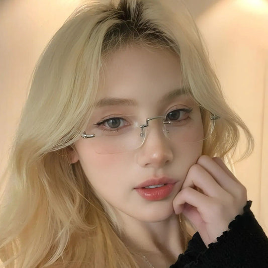 御姐无度 金丝无边框眼镜 An irresistible mature woman with rimless gold frame glasses