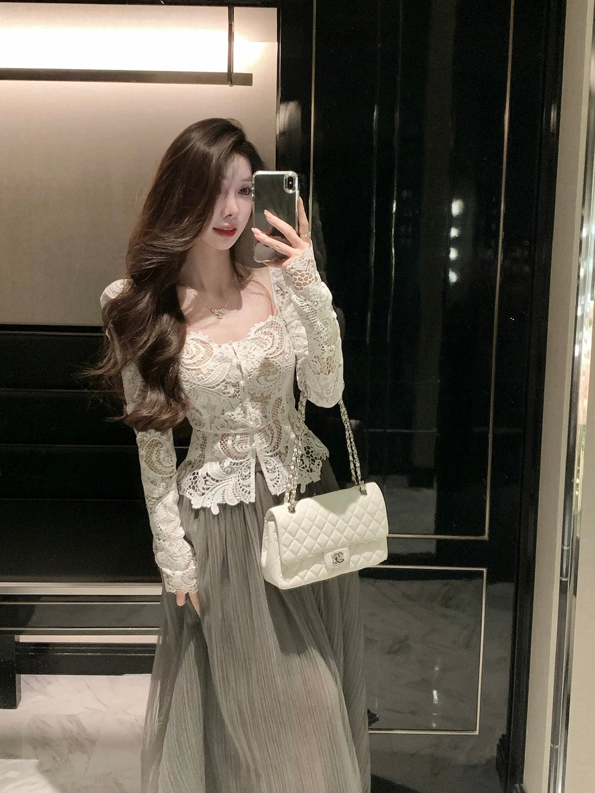 月林纪事 性感蕾丝上衣半裙套装 Yuelin Chronicle: Sexy Lace Top and Skirt Set