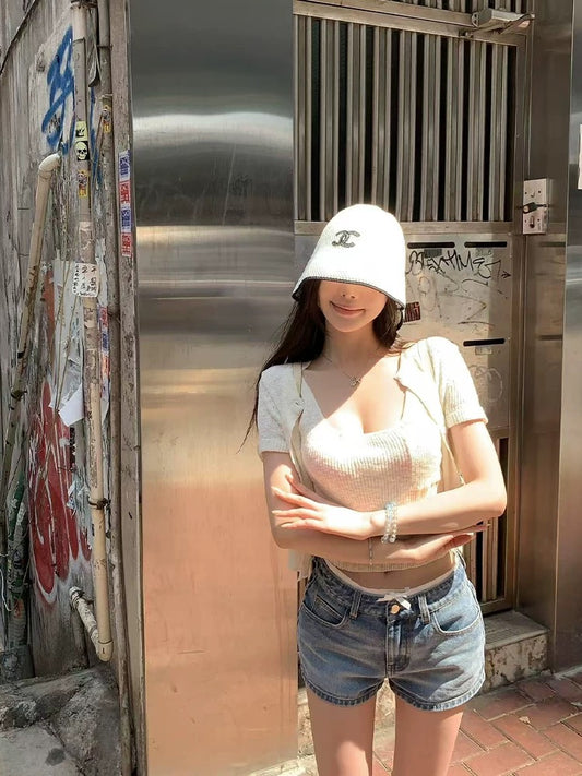 少女的独白 复古显瘦中高腰牛仔短裤 Girl’s Monologue Vintage Slim-Fit Mid-High Waist Denim Shorts