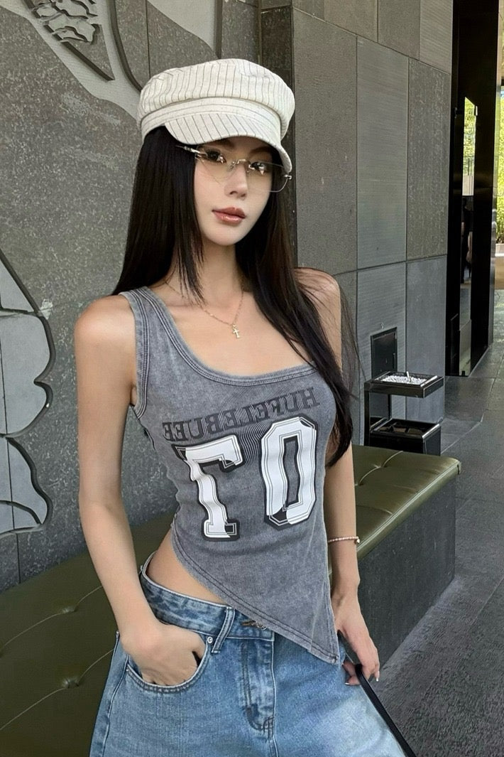 辣妹潜规则 美式辣妹斜肩不规则上衣 Hot Girl Code Asymmetric Off-Shoulder American-Style Top