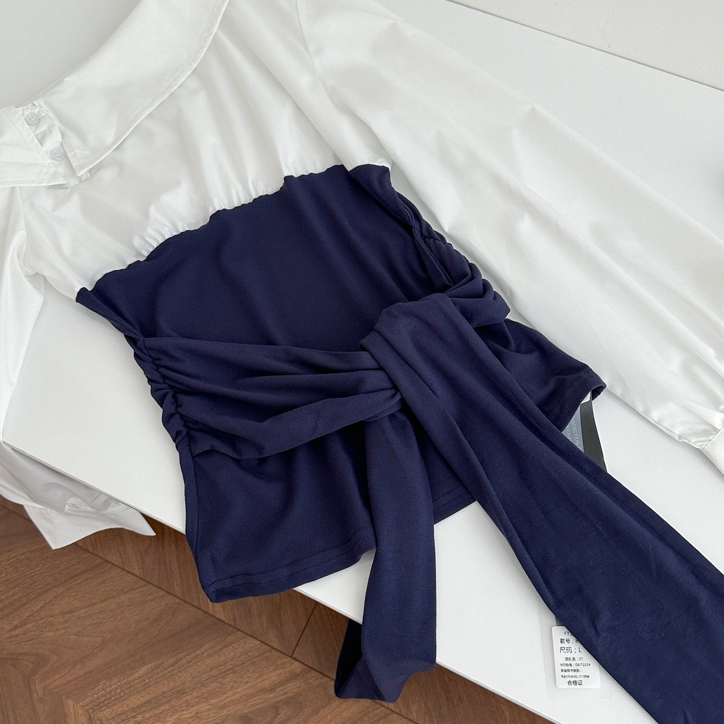 世京欧尼 韩系气质斜肩衬衫+半裙套装 Se-Kyung Unnie Korean-Style Off-Shoulder Shirt & Skirt Set