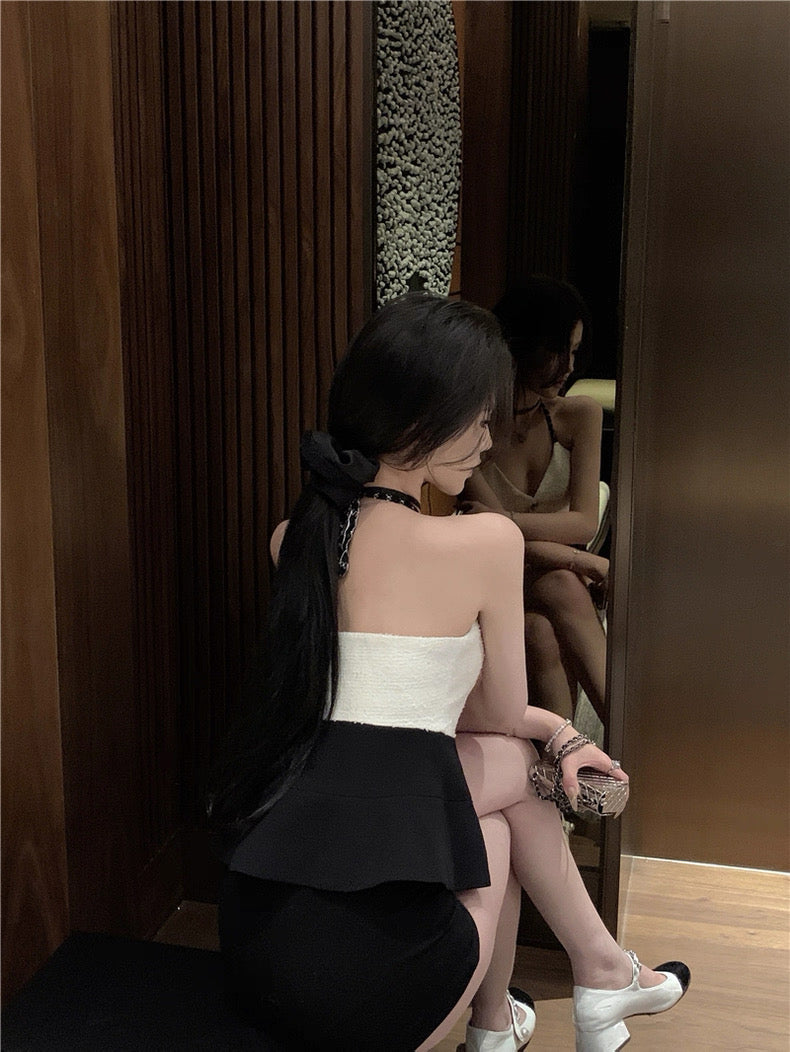 夏沐轻风 撞色v领毛呢挂脖上衣 Summer Breeze Bath · Color-Block V-Neck Halter Knit Top