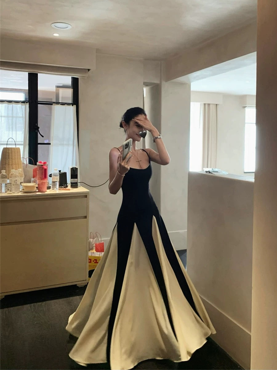 南洋夫人 复古黑白渡假風连衣裙 Nanyang Lady · Retro Black & White Resort Dress