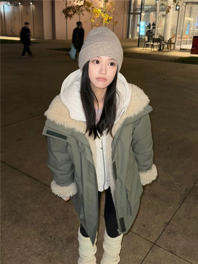 明星日记 秋冬军绿色羊羔毛冲锋衣羽绒服 Celebrity Diary Army Green Shearling-Lined Parka Down Jacket