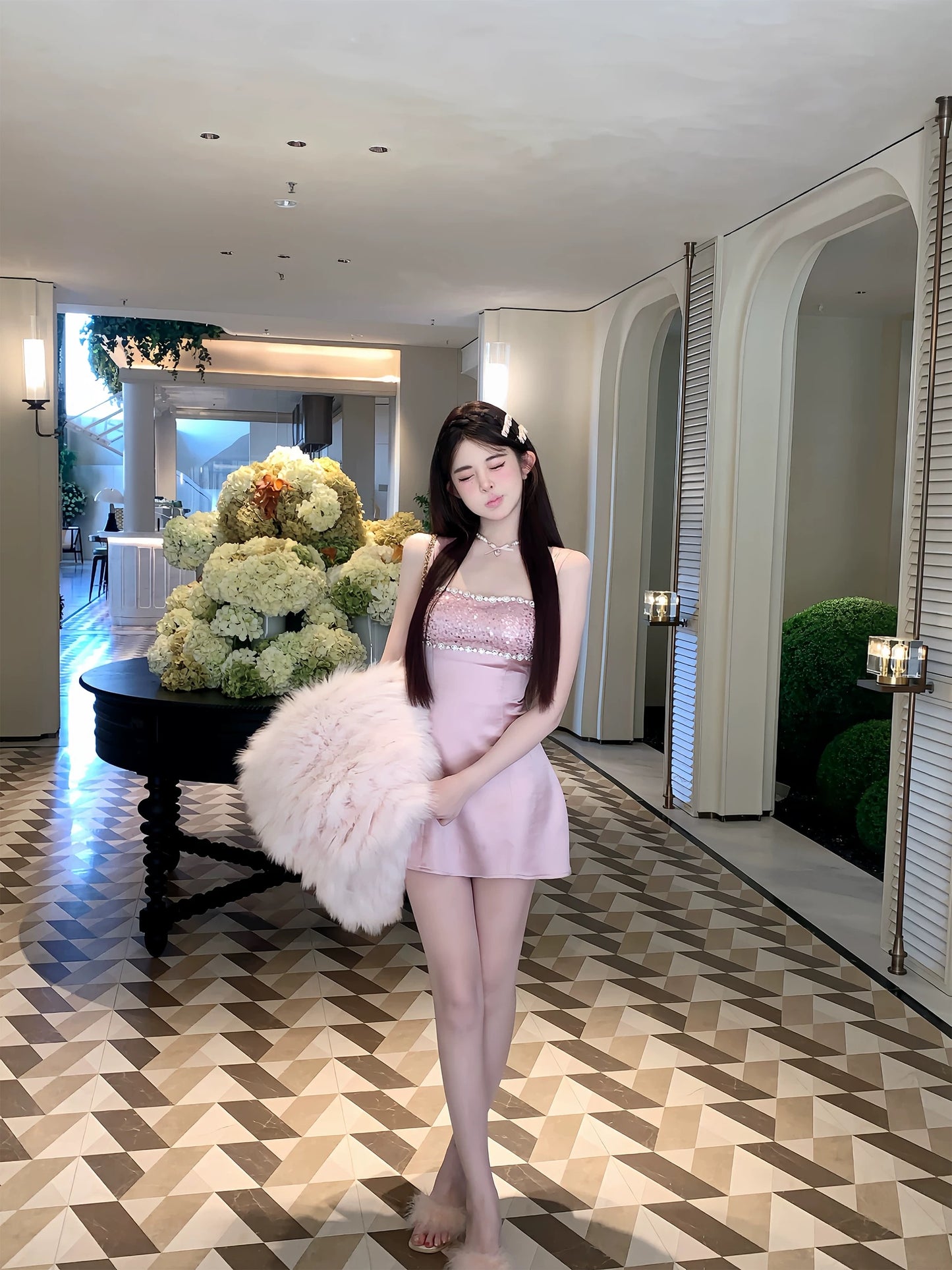 流光幻梦 粉色水钻吊带连衣裙 Luminous Dream · Pink Rhinestone Camisole Dress