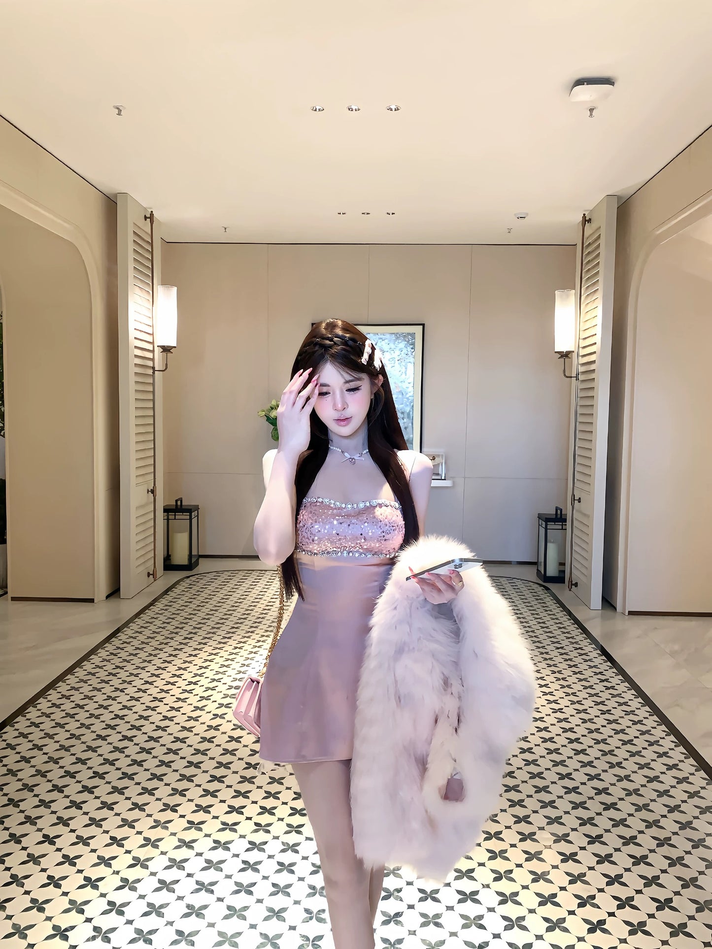 流光幻梦 粉色水钻吊带连衣裙 Luminous Dream · Pink Rhinestone Camisole Dress