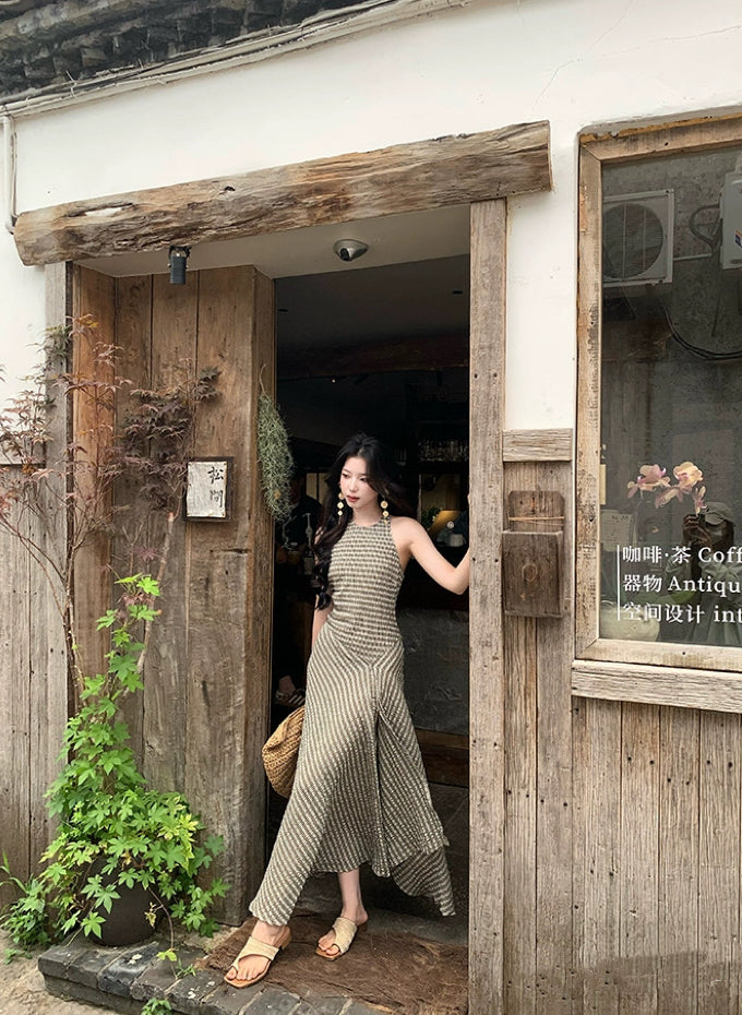 简悦清新 无袖大方得体连衣裙 Simple and Refreshing Sleeveless Dress – Elegant and Graceful Style