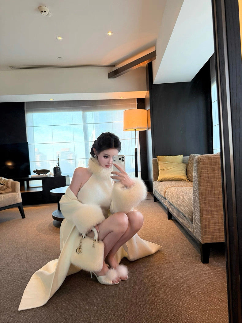 冬日战裙 狐狸毛领口无袖连衣裙 Winter Battle Dress · Sleeveless Dress with Fox Fur Collar