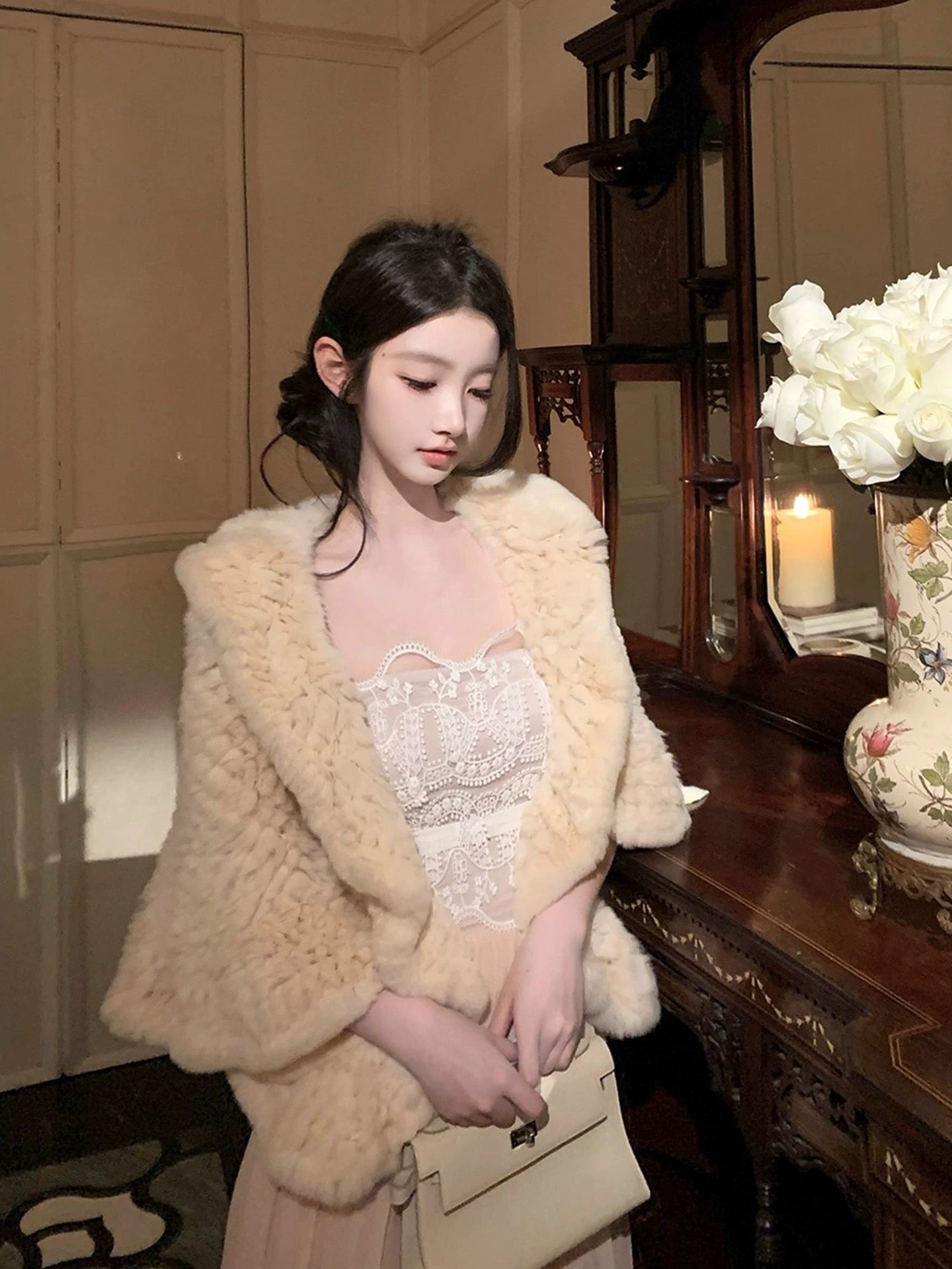 香氛美人 蕾丝边百褶抹胸连衣裙  Fragrance Beauty · Lace-Trim Pleated Strapless Dress