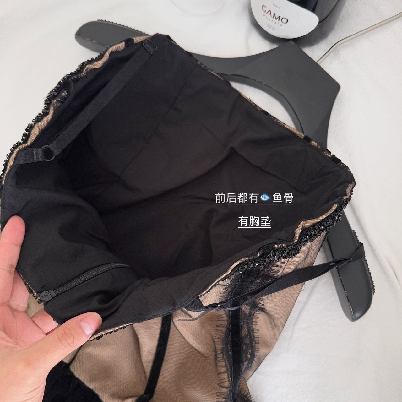 黑天鹅之夜 越南小众带胸垫蕾丝丝绒连衣裙 Black Swan Night Vietnam Designer Lace & Velvet Padded Dress