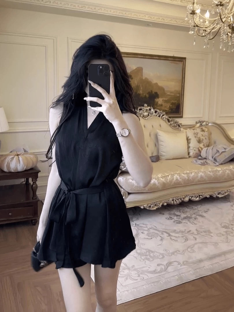 都市名媛 系带衬衣高腰短裤套装 Urban Socialite Tie-Front Shirt and High-Waisted Shorts Set