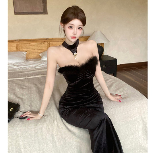 夜色偏爱 赫本风黑色毛领连衣裙 Nightfall Devotion Hepburn-Style Black Dress with Fur Collar