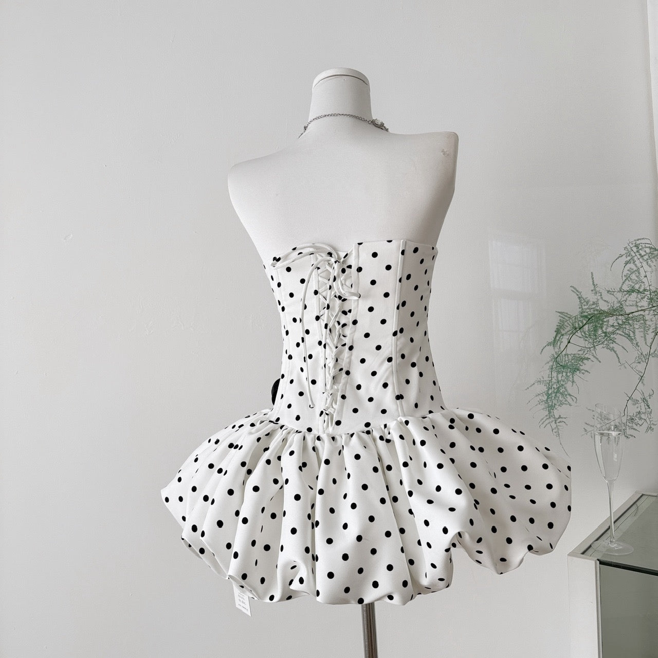 高品·日系流光 修身绑带波点鱼骨蓬蓬带胸垫连衣裙 Premium· Flowing Lights Fitted Lace-Up Polka Dot Bustier Tulle padded Dress