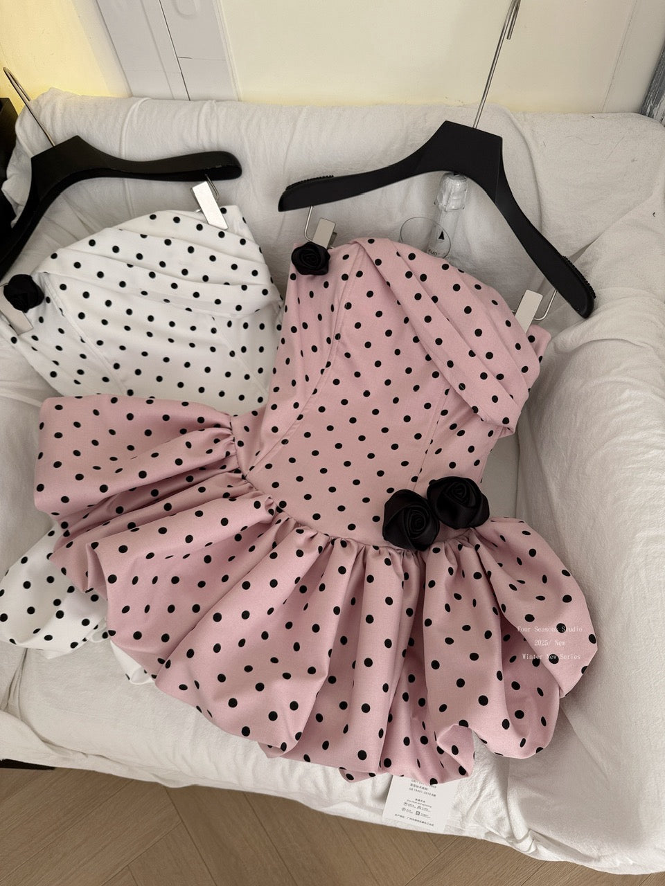 高品·日系流光 修身绑带波点鱼骨蓬蓬带胸垫连衣裙 Premium· Flowing Lights Fitted Lace-Up Polka Dot Bustier Tulle padded Dress