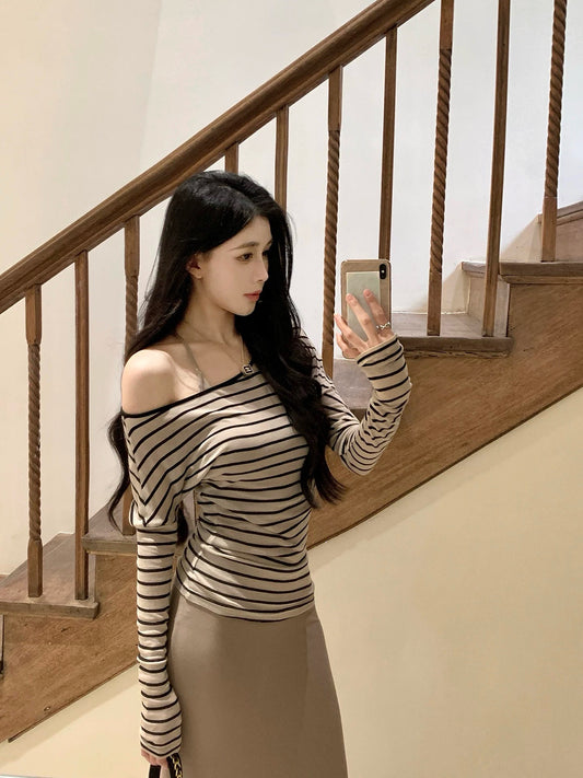 莱赛尔条纹 秋冬上衣吊带连衣裙套装 Lyocell Striped Off-Shoulder Top & Cami Dress Set