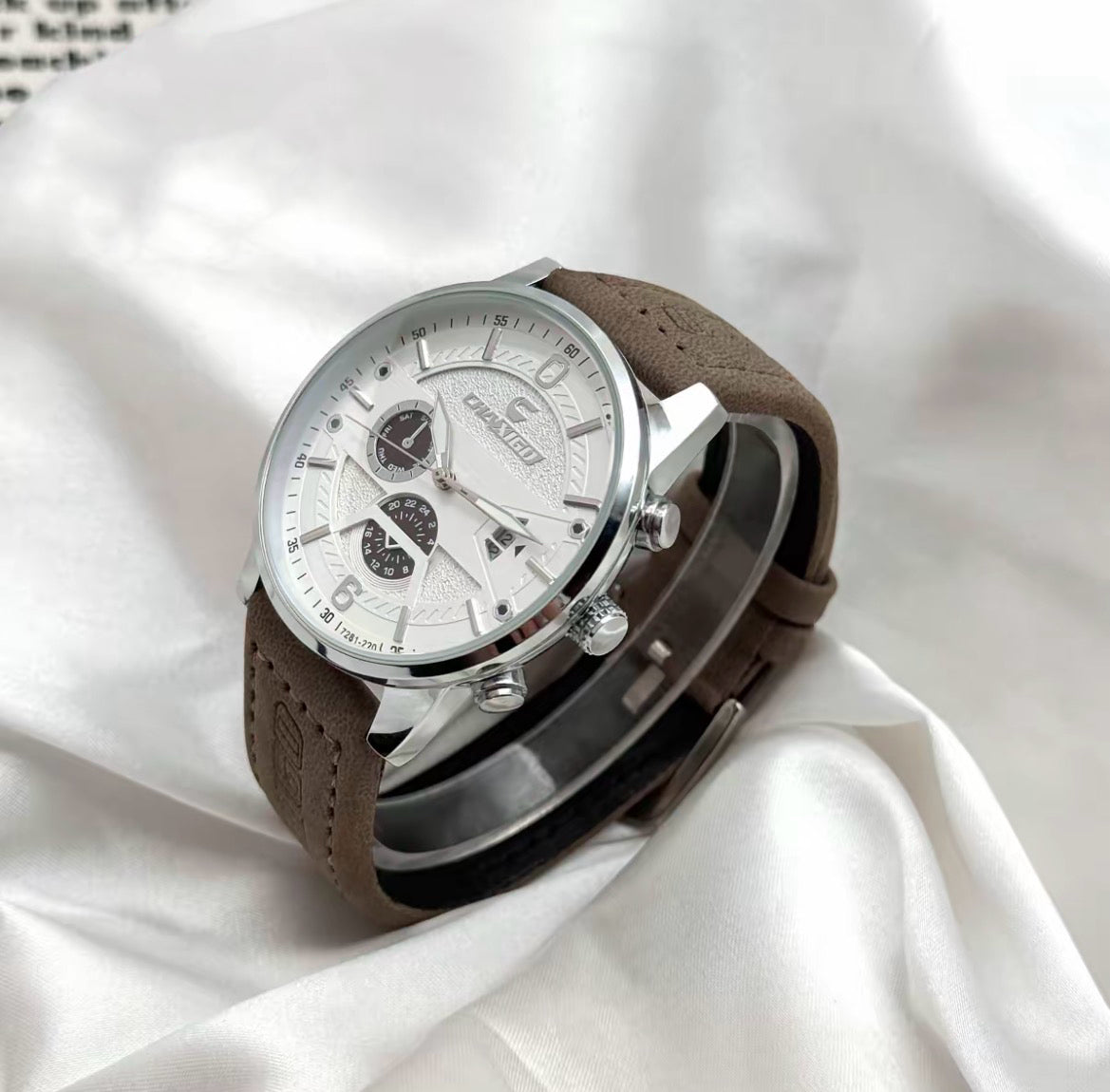 LumeCore X3 Multi-Function Waterproof Quartz Watch