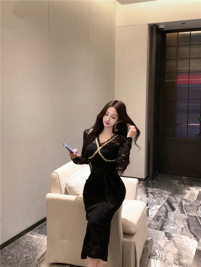 Moonlight Dress · V-Neck Heavily Sequined Long-Sleeve Lace Mermaid Dress - Short