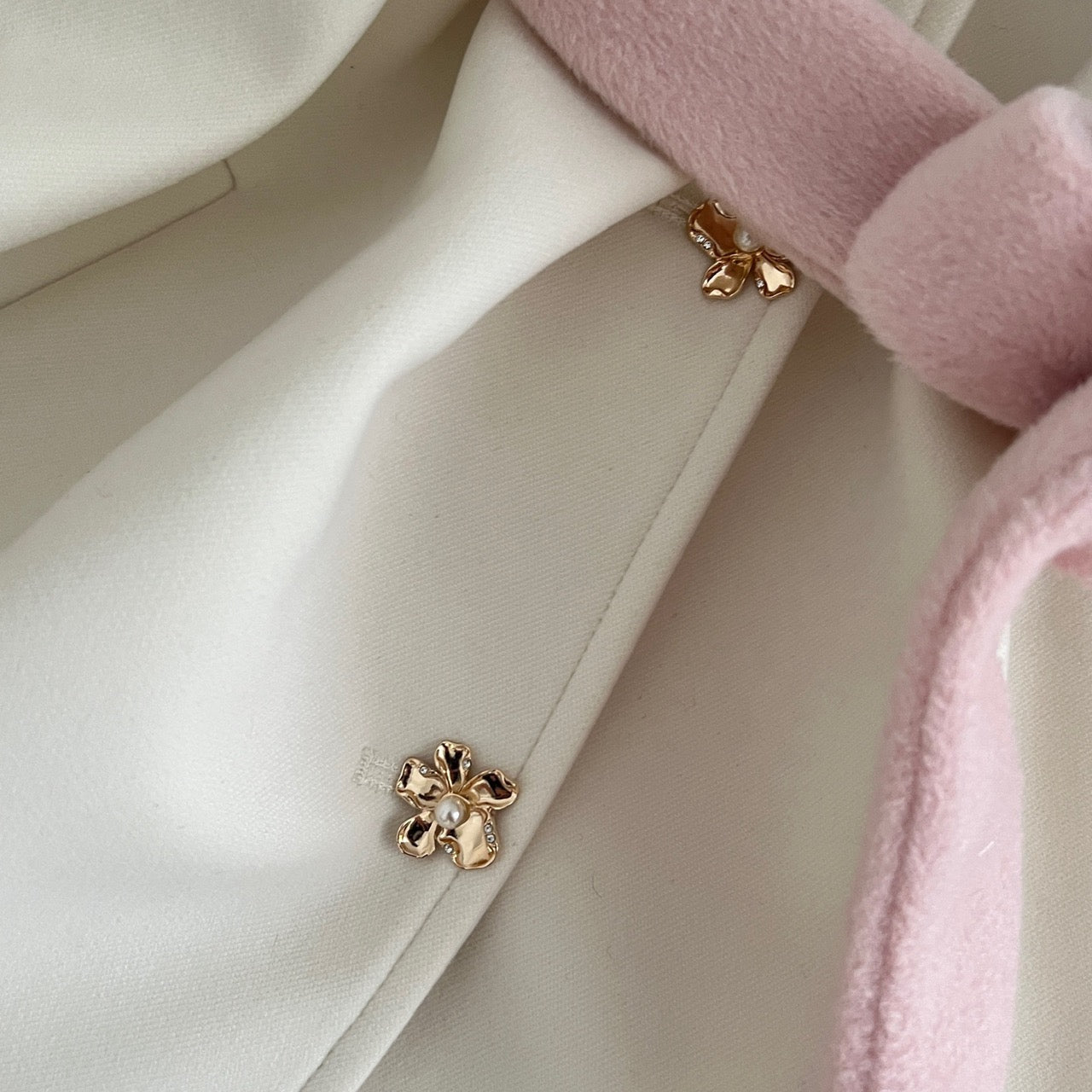 Overseas Heiress · Winter Thick Cape with Fur Collar & Belted Skirt Set