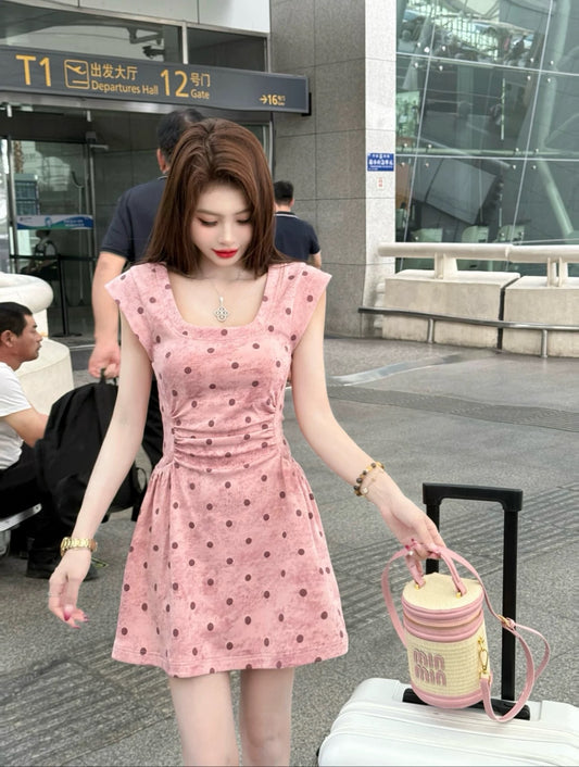 美娜气质 波点韩系甜美减龄连衣裙 Mina-Style Polka Dot Korean Sweet & Youthful Dress