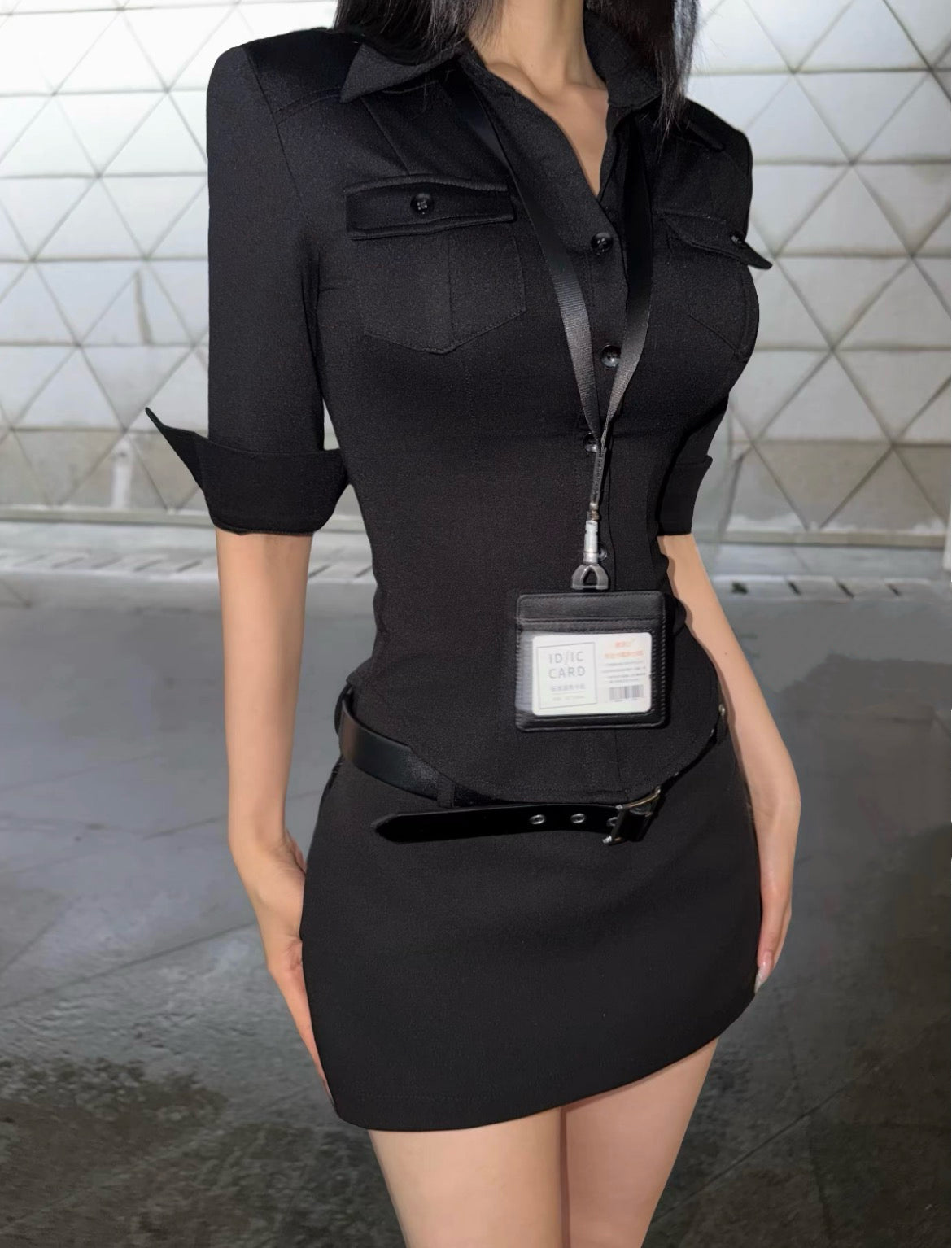欧美辣妹 性感西装衬衫中袖上Western Hot Sexy Slim-Fit Blazer-Collar Button-Up Blouse