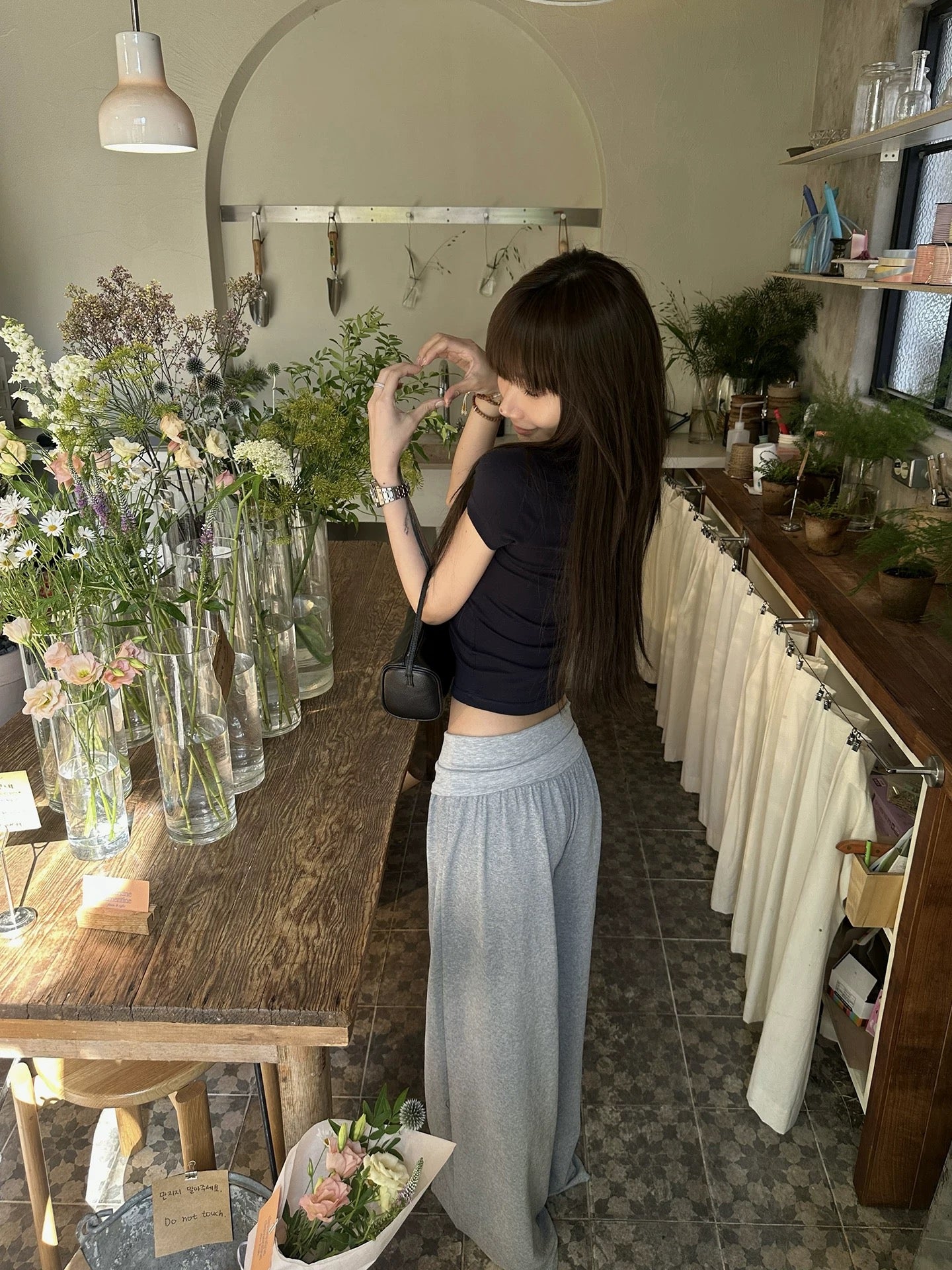 简白日常 纯色圆领短袖T恤+休闲裤套装 Clean Minimal Solid Crew Neck Tee & Casual Pants Set
