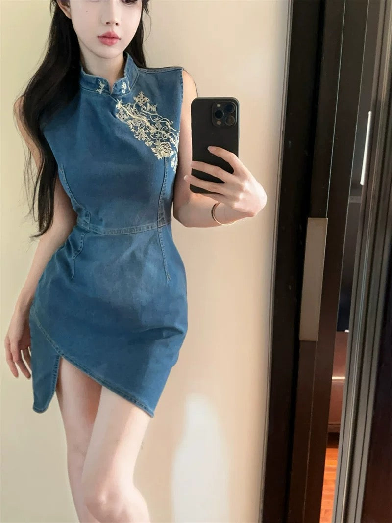 东方锦书 新中式牛仔旗袍连衣裙  Oriental Brocade Letters · New Chinese-Style Denim Qipao Dress