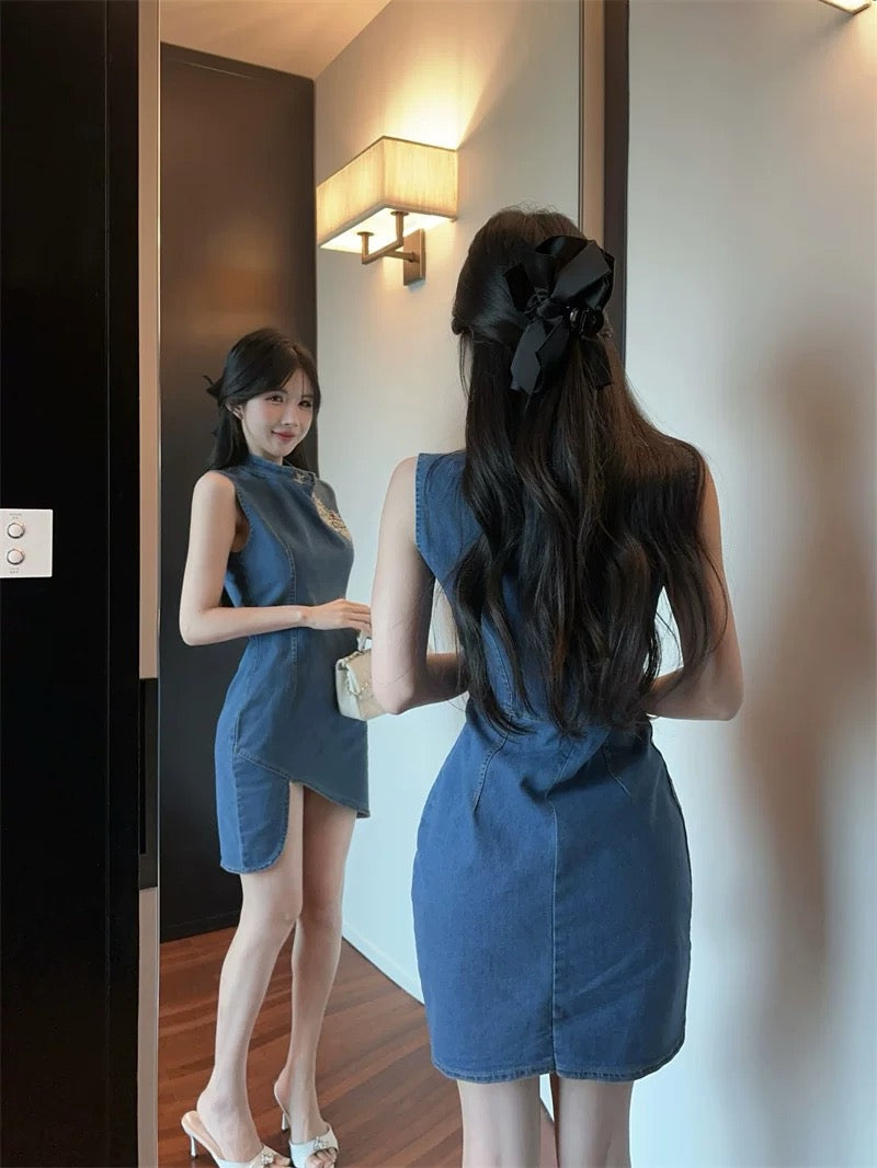 东方锦书 新中式牛仔旗袍连衣裙  Oriental Brocade Letters · New Chinese-Style Denim Qipao Dress