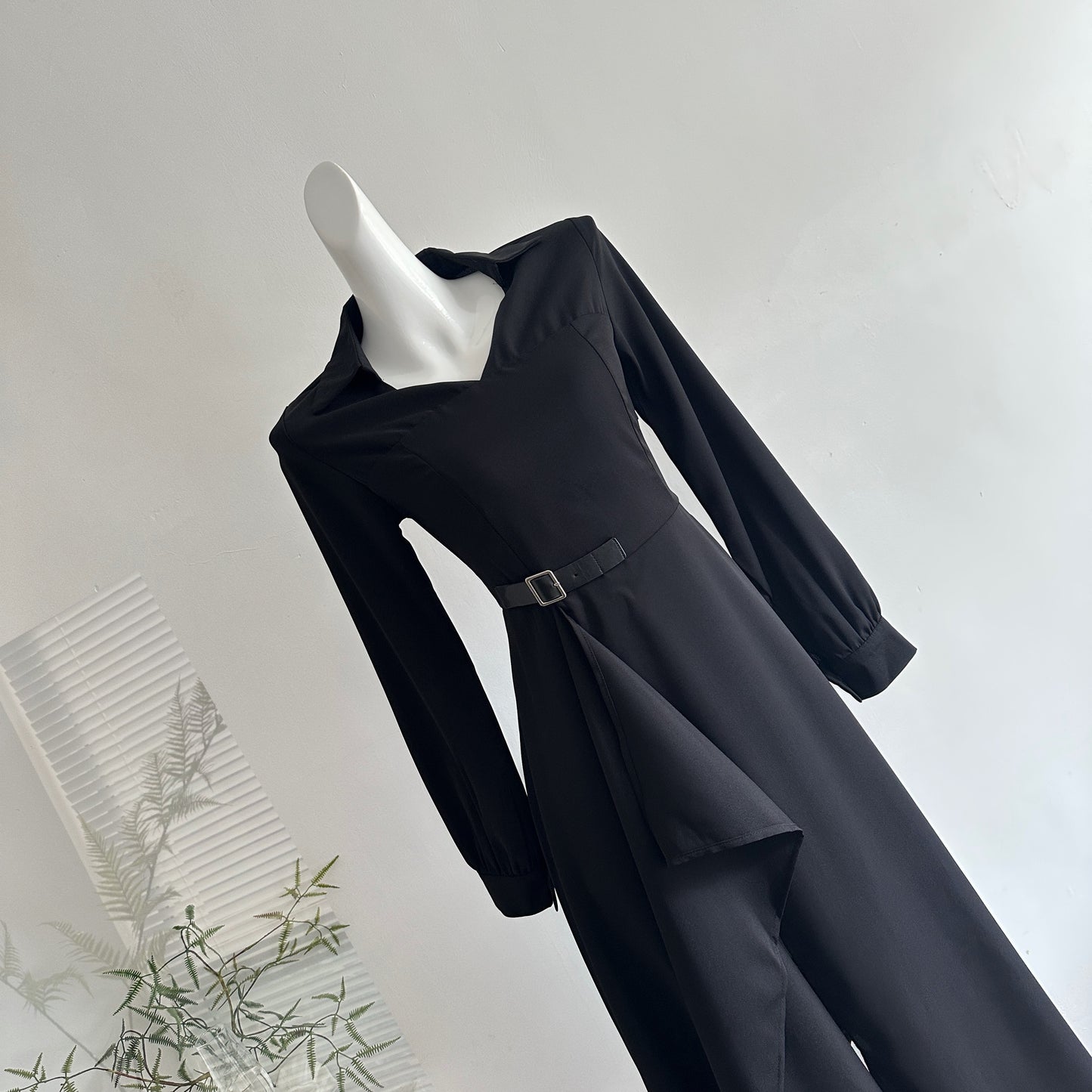 松羽珊 长袖蕾丝假两件连衣裙 Songyushan Long Sleeve Lace Faux Two-Piece Dress