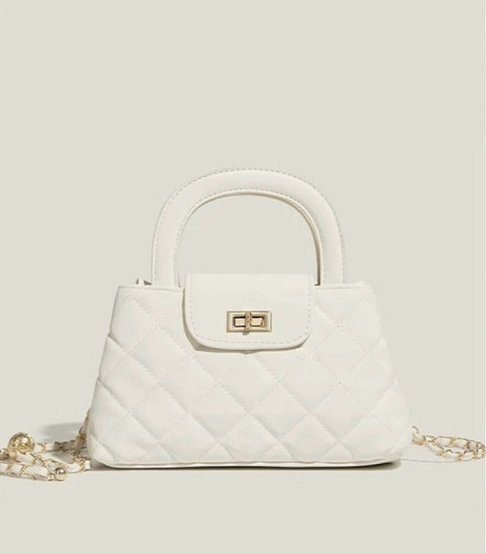 Quilted Chain-Link Shoulder Bag
