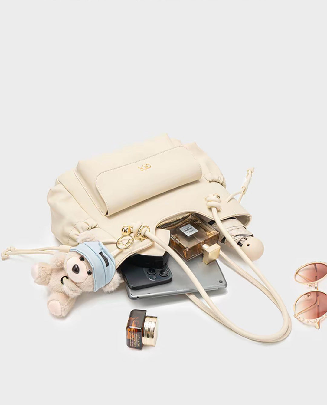Cloud Milky White Youth Luxury Commuter Tote Bag