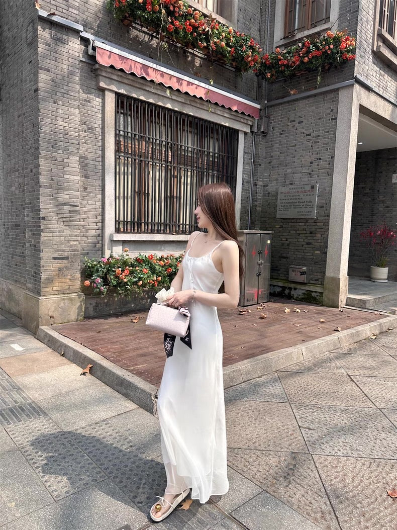 你很漂亮  百搭纯白单一连衣裙 A beautiful - versatile plain white dress