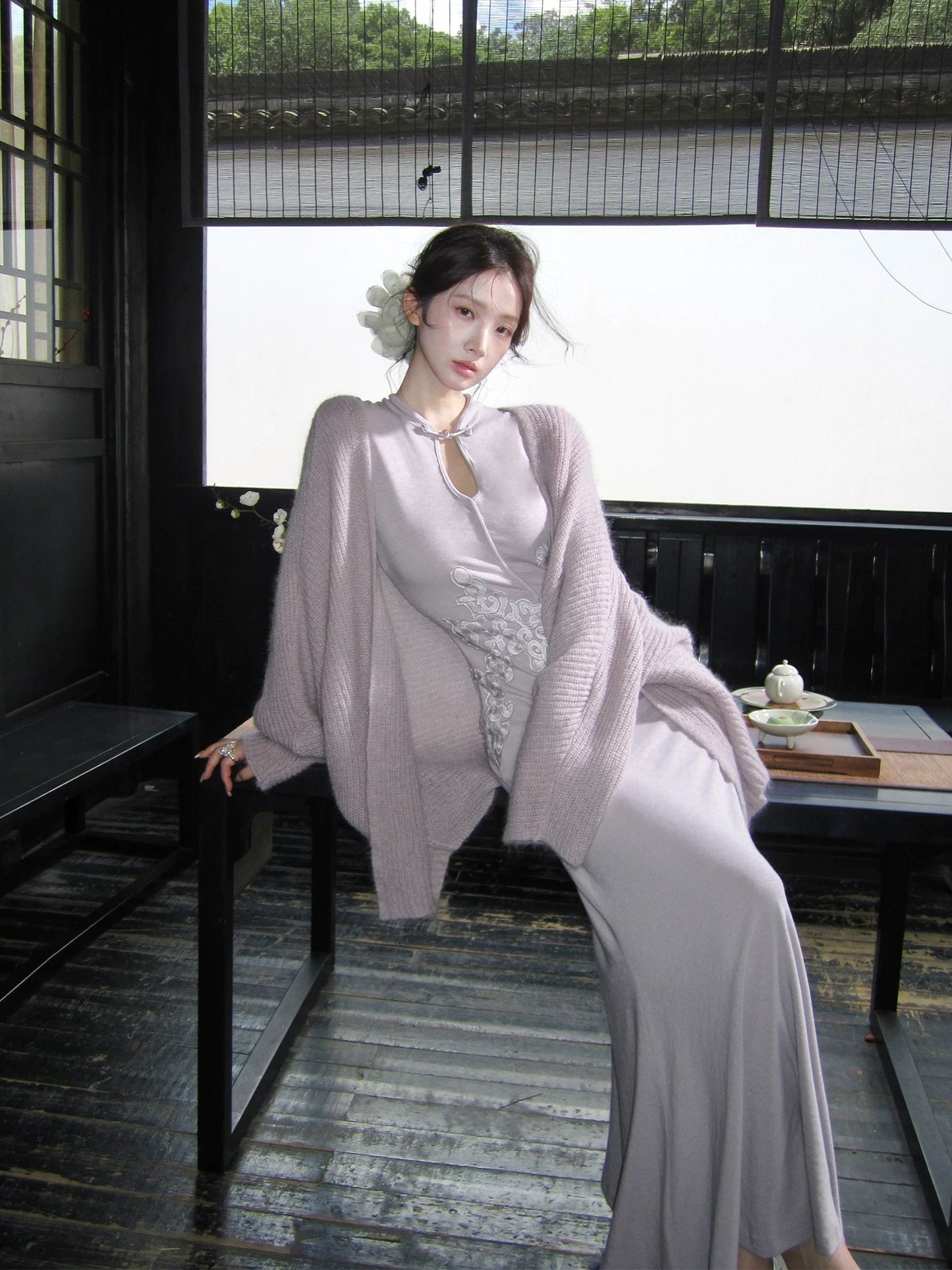 瓷生花 新中式复古盘扣开衫与旗袍连衣裙 Porcelain Blossom New Chinese-Style Vintage Frog-Button Cardigan and Qipao Dress