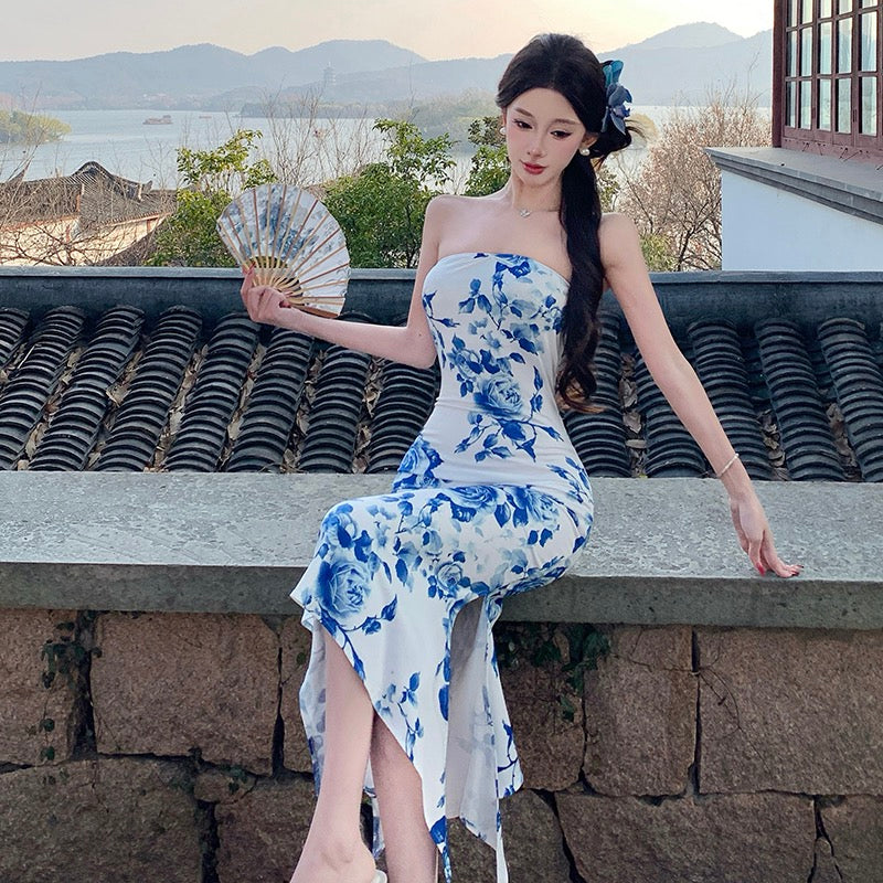 烟雨绮梦 Misty Reverie · Blue-and-White Porcelain Strapless New-Chinese Dress