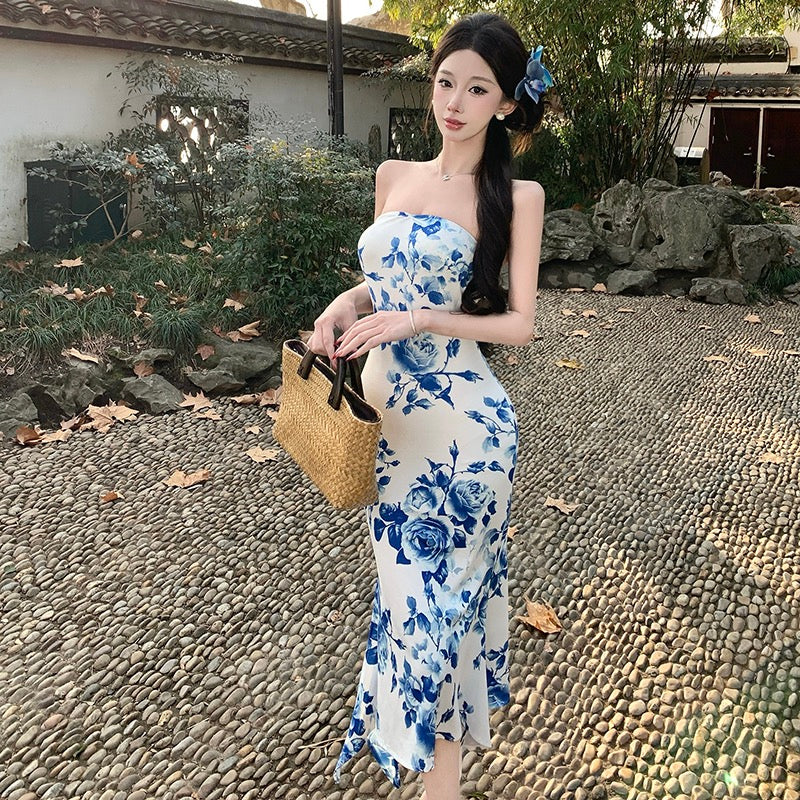 烟雨绮梦 Misty Reverie · Blue-and-White Porcelain Strapless New-Chinese Dress