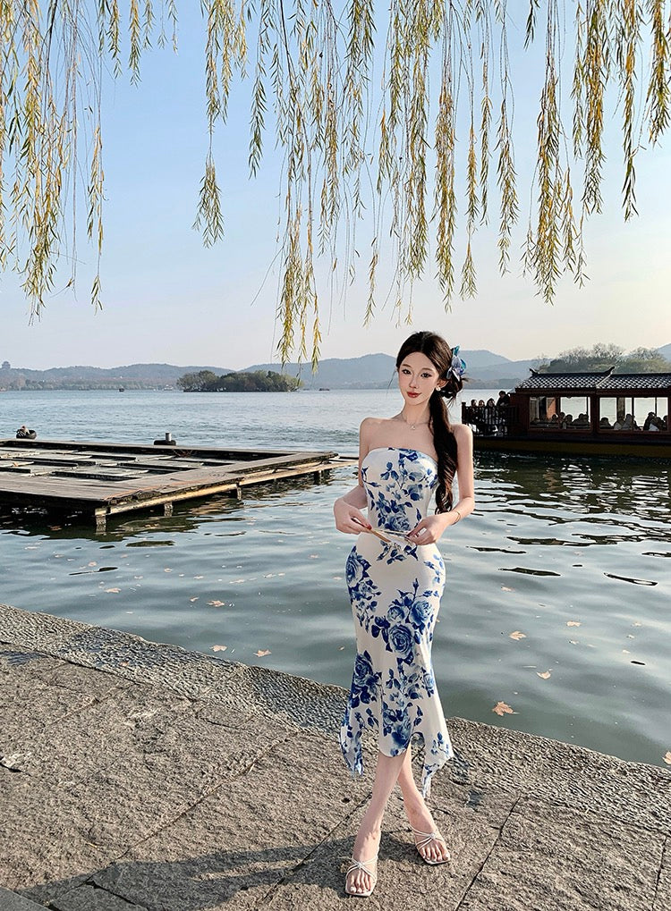 烟雨绮梦 Misty Reverie · Blue-and-White Porcelain Strapless New-Chinese Dress
