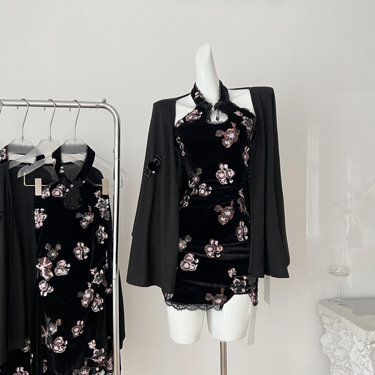 军阀太太 新中式旗袍连衣裙➕开衫 Warlord’s Lady – New Chinese Style Qipao Dress with Cardigan