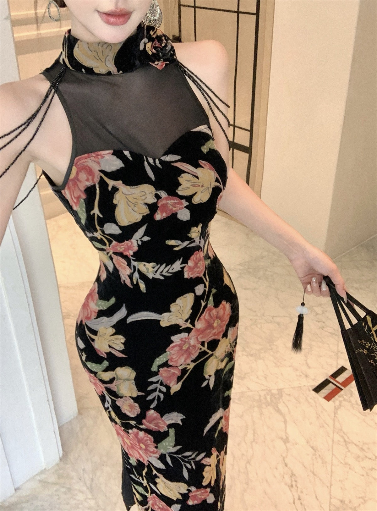 风吟玉裳 Jade Whisper · Sculpted Floral Fringe Qipao Dress